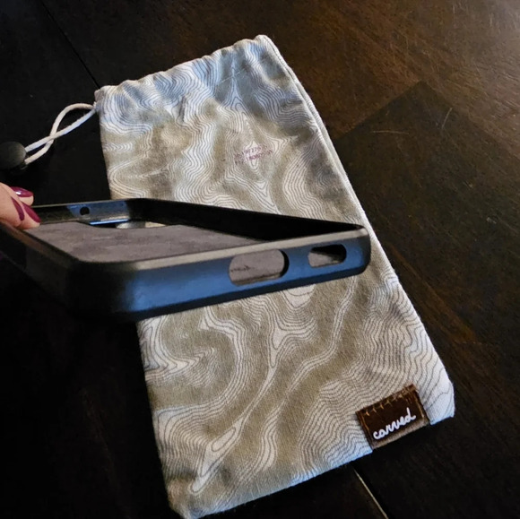 Samsung Galaxy S22 Plus Carved Case‎ - Picture 6 of 8